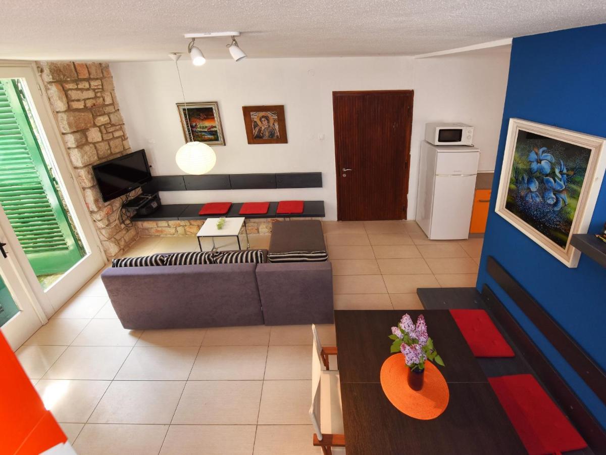 Apartment Andrea Old Town ポレッチ エクステリア 写真