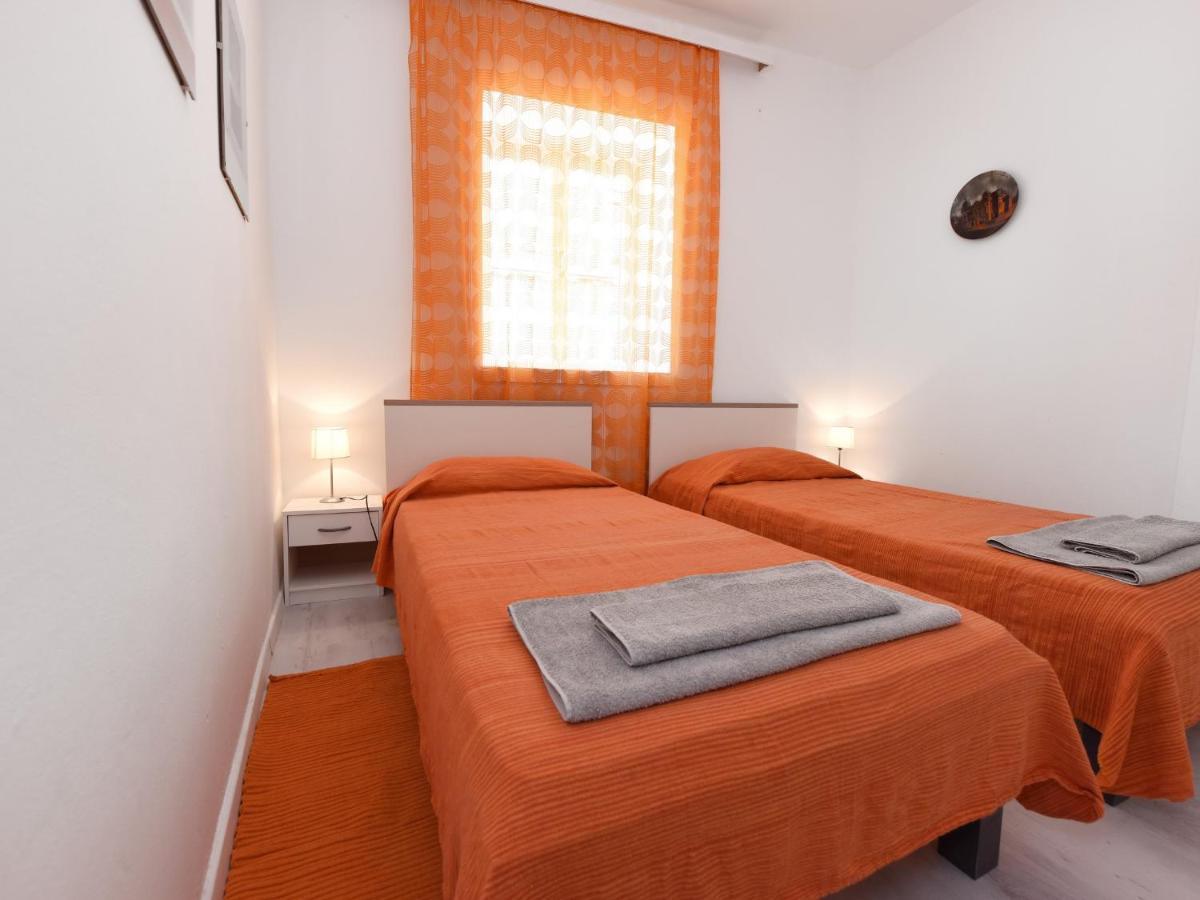 Apartment Andrea Old Town ポレッチ エクステリア 写真