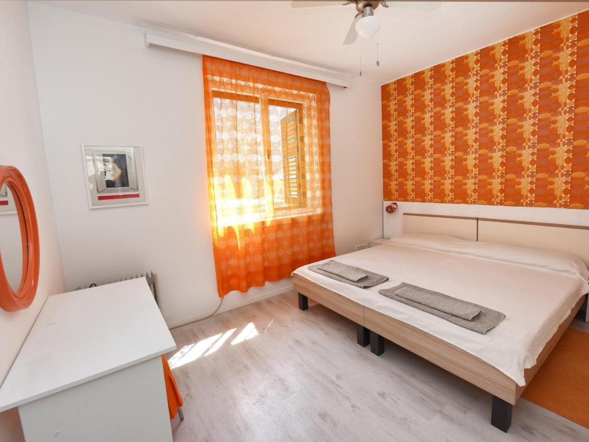 Apartment Andrea Old Town ポレッチ エクステリア 写真